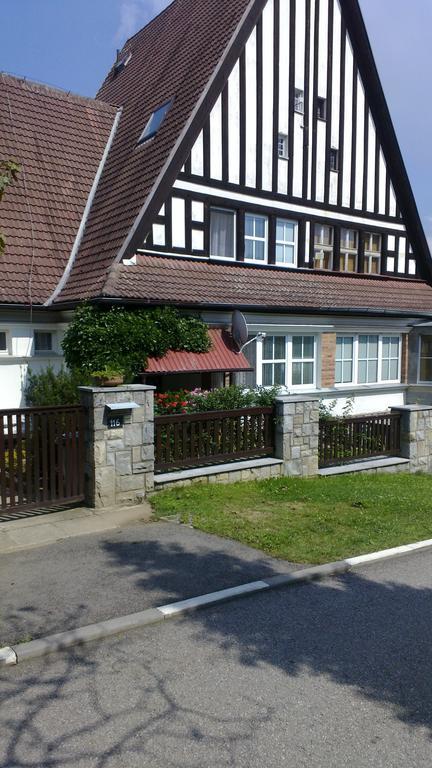 Ferienwohnung Byt - Apartman Větřní Exterior foto