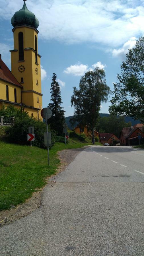Ferienwohnung Byt - Apartman Větřní Exterior foto